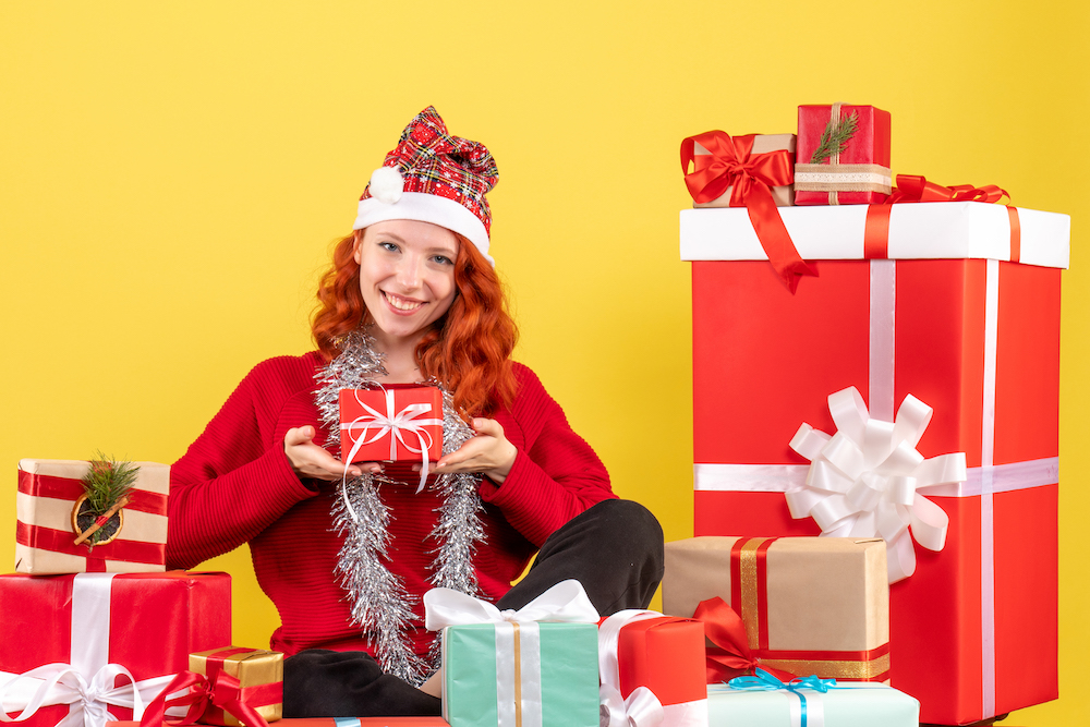 AI Magic: Your Ultimate Guide to Gifting Bliss in the Digital Age!