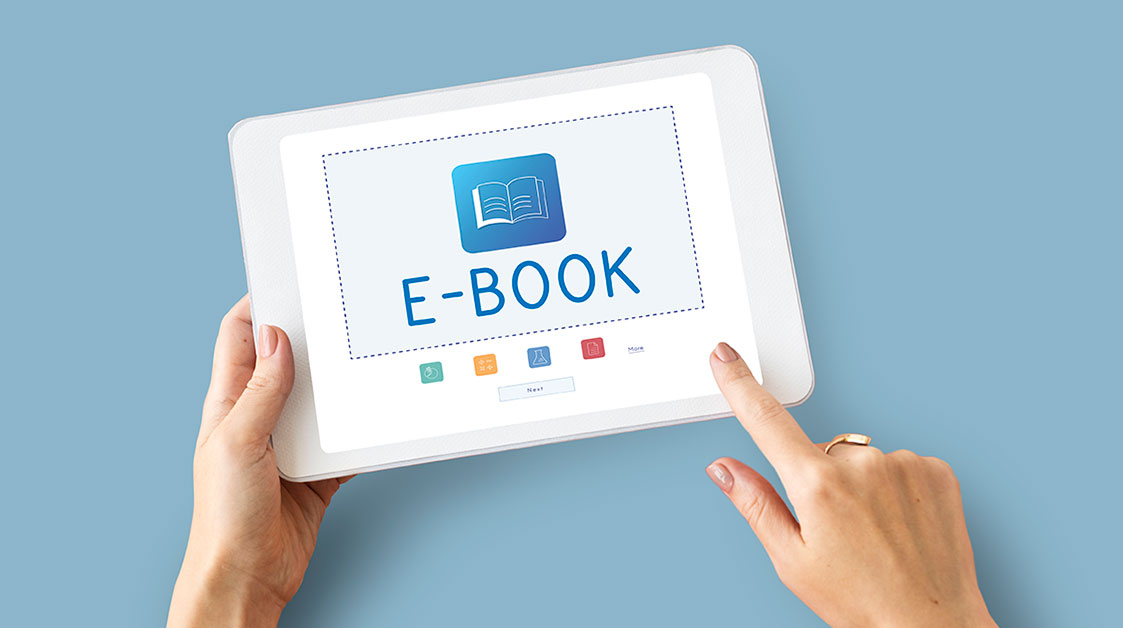 Reading on the Go: E-Readers Make Travel Easy